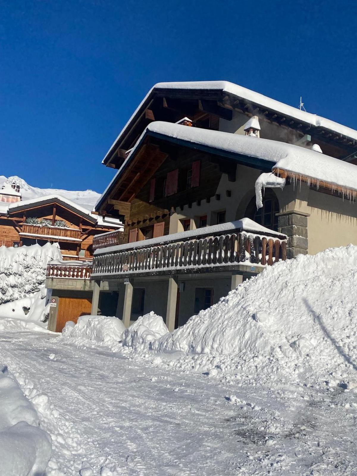 3 bedrooms Médran balcon cheminée Verbier Buitenkant foto
